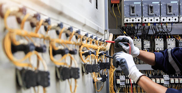 Professional Electrician technician working in Linden, MI